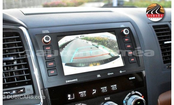 Acheter Import Voiture Toyota Sequoia Blanc à Import - Dubai, Iles Acheter Import Voiture Toyota Sequoia Blanc à Import - Dubai, Iles