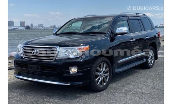 Acheter Import Voiture Toyota Land Cruiser Noir à Import - Dubai, Iles Acheter Import Voiture Toyota Land Cruiser Noir à Import - Dubai, Iles