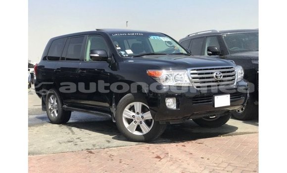 Acheter Import Voiture Toyota Land Cruiser Noir à Import - Dubai, Iles Acheter Import Voiture Toyota Land Cruiser Noir à Import - Dubai, Iles