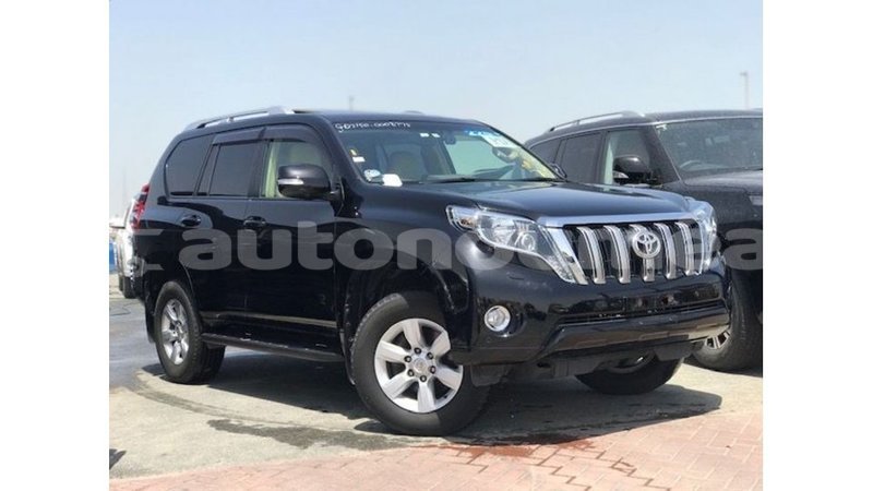 Big with watermark toyota prado iles import dubai 3637
