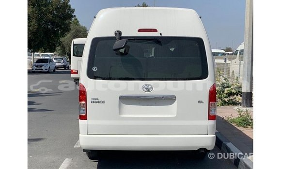 Buy Import Toyota Hiace White Car in Import - Dubai in Iles Buy Import Toyota Hiace White Car in Import - Dubai in Iles