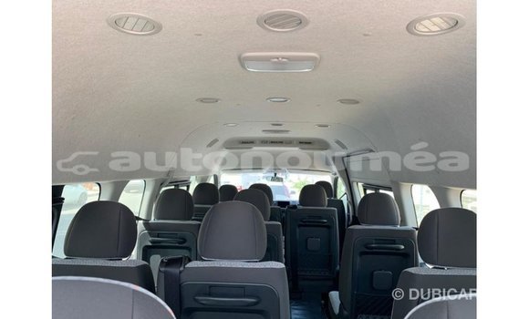 Buy Import Toyota Hiace White Car in Import - Dubai in Iles Buy Import Toyota Hiace White Car in Import - Dubai in Iles