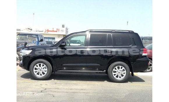 Acheter Import Voiture Toyota Land Cruiser Noir à Import - Dubai, Iles Acheter Import Voiture Toyota Land Cruiser Noir à Import - Dubai, Iles