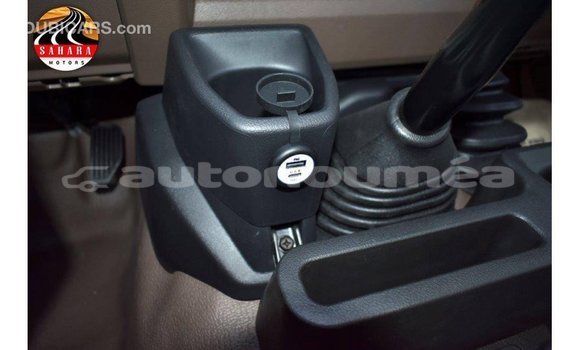Acheter Import Voiture Toyota Land Cruiser Autre à Import - Dubai, Iles Acheter Import Voiture Toyota Land Cruiser Autre à Import - Dubai, Iles