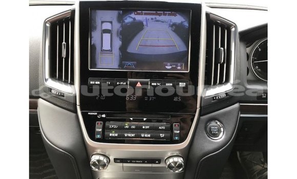 Acheter Import Voiture Toyota Land Cruiser Noir à Import - Dubai, Iles Acheter Import Voiture Toyota Land Cruiser Noir à Import - Dubai, Iles