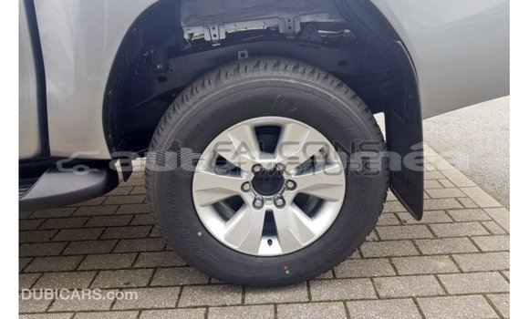 Buy Import Toyota Hilux Brown Car in Import - Dubai in Iles Buy Import Toyota Hilux Brown Car in Import - Dubai in Iles