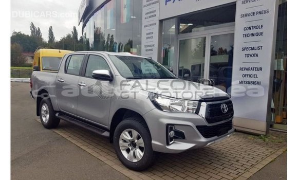 Buy Import Toyota Hilux Brown Car in Import - Dubai in Iles Buy Import Toyota Hilux Brown Car in Import - Dubai in Iles