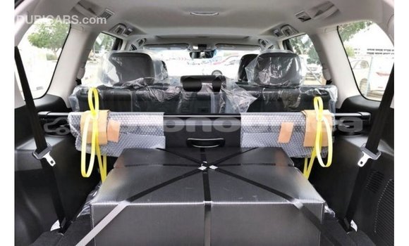 Acheter Import Voiture Toyota Prado Bleu à Import - Dubai, Iles Acheter Import Voiture Toyota Prado Bleu à Import - Dubai, Iles