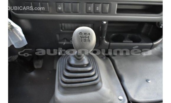 Acheter Import Voiture Toyota Coaster Blanc à Import - Dubai, Iles Acheter Import Voiture Toyota Coaster Blanc à Import - Dubai, Iles