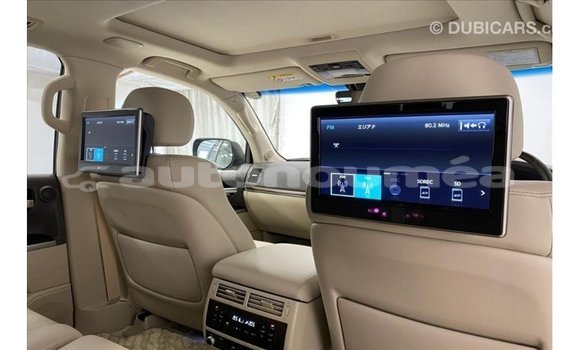 Acheter Import Voiture Toyota Land Cruiser Noir à Import - Dubai, Iles Acheter Import Voiture Toyota Land Cruiser Noir à Import - Dubai, Iles