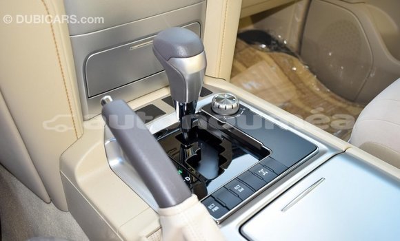 Acheter Import Voiture Toyota Land Cruiser Noir à Import - Dubai, Iles Acheter Import Voiture Toyota Land Cruiser Noir à Import - Dubai, Iles