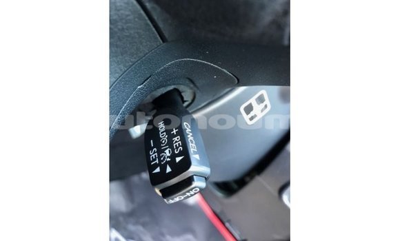 Acheter Import Voiture Toyota Prado Noir à Import - Dubai, Iles Acheter Import Voiture Toyota Prado Noir à Import - Dubai, Iles