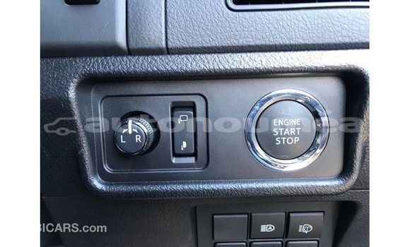 Acheter Import Voiture Toyota Prado Noir à Import - Dubai, Iles Acheter Import Voiture Toyota Prado Noir à Import - Dubai, Iles