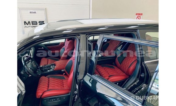 Acheter Import Voiture Lexus LX Noir à Import - Dubai, Iles Acheter Import Voiture Lexus LX Noir à Import - Dubai, Iles