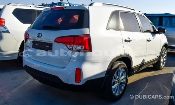 Buy Import Kia Sorento White Car in Import - Dubai in Iles Buy Import Kia Sorento White Car in Import - Dubai in Iles