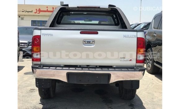 Acheter Import Voiture Toyota Hilux Autre à Import - Dubai, Iles Acheter Import Voiture Toyota Hilux Autre à Import - Dubai, Iles