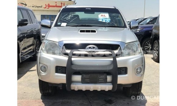 Acheter Import Voiture Toyota Hilux Autre à Import - Dubai, Iles Acheter Import Voiture Toyota Hilux Autre à Import - Dubai, Iles