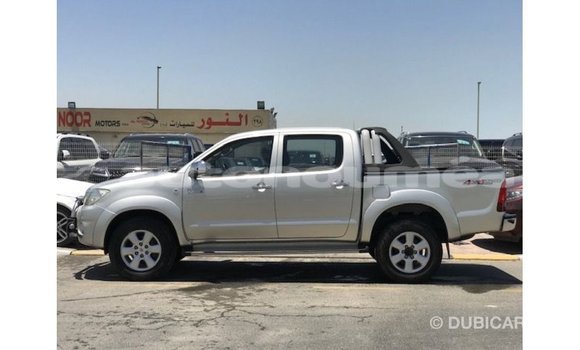 Acheter Import Voiture Toyota Hilux Autre à Import - Dubai, Iles Acheter Import Voiture Toyota Hilux Autre à Import - Dubai, Iles