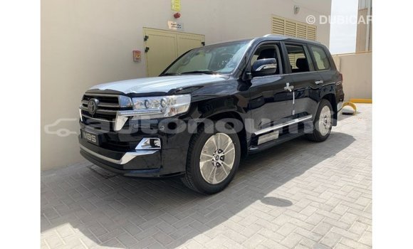 Acheter Import Voiture Toyota Land Cruiser Noir à Import - Dubai, Iles Acheter Import Voiture Toyota Land Cruiser Noir à Import - Dubai, Iles
