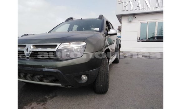 Buy Import Renault Duster Green Car in Import - Dubai in Iles Buy Import Renault Duster Green Car in Import - Dubai in Iles