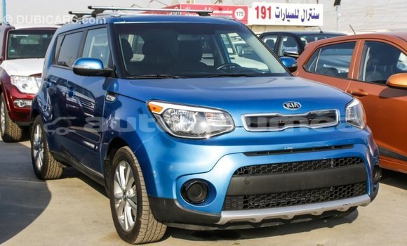 Acheter Import Voiture Kia Soul Bleu à Import - Dubai, Iles Acheter Import Voiture Kia Soul Bleu à Import - Dubai, Iles