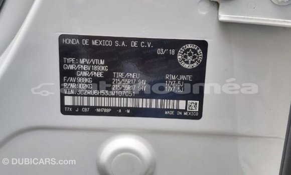 Buy Import Honda C White Bike in Import - Dubai in Iles Buy Import Honda C White Bike in Import - Dubai in Iles