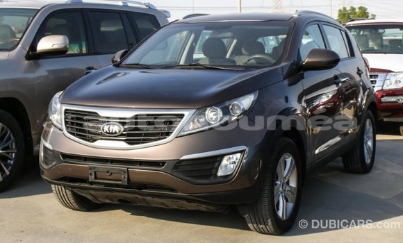 Acheter Import Voiture Kia Sportage Marron à Import - Dubai, Iles Acheter Import Voiture Kia Sportage Marron à Import - Dubai, Iles
