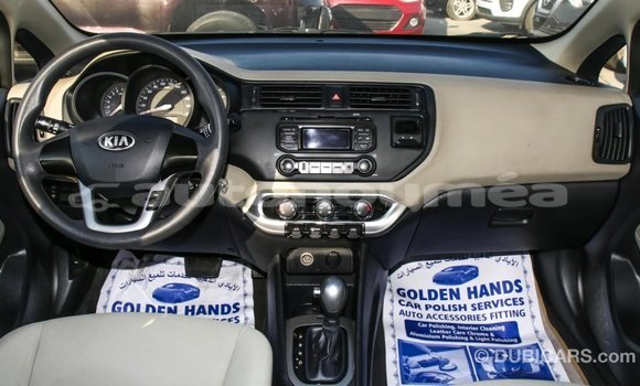 Acheter Import Voiture Kia Rio Marron à Import - Dubai, Iles Acheter Import Voiture Kia Rio Marron à Import - Dubai, Iles