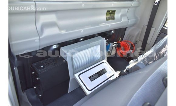 Acheter Import Voiture Toyota Land Cruiser Autre à Import - Dubai, Iles Acheter Import Voiture Toyota Land Cruiser Autre à Import - Dubai, Iles
