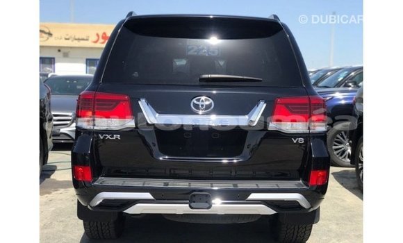 Acheter Import Voiture Toyota Land Cruiser Noir à Import - Dubai, Iles Acheter Import Voiture Toyota Land Cruiser Noir à Import - Dubai, Iles