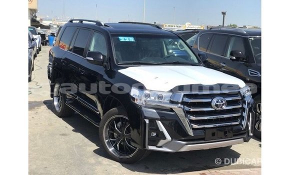 Acheter Import Voiture Toyota Land Cruiser Noir à Import - Dubai, Iles Acheter Import Voiture Toyota Land Cruiser Noir à Import - Dubai, Iles