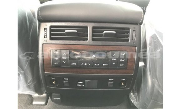 Acheter Import Voiture Toyota Land Cruiser Noir à Import - Dubai, Iles Acheter Import Voiture Toyota Land Cruiser Noir à Import - Dubai, Iles