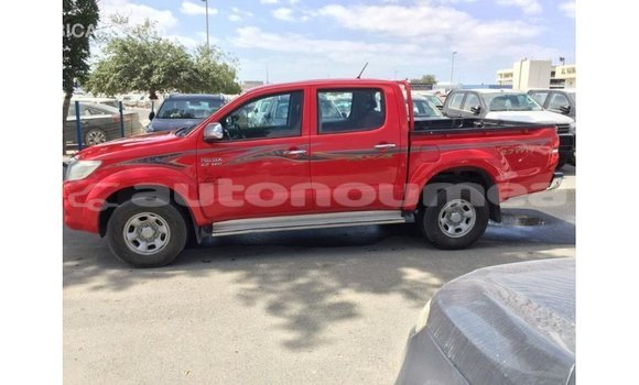 Acheter Import Voiture Toyota Hilux Rouge à Import - Dubai, Iles Acheter Import Voiture Toyota Hilux Rouge à Import - Dubai, Iles