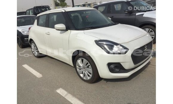 Buy Import Suzuki Swift White Car in Import - Dubai in Iles Buy Import Suzuki Swift White Car in Import - Dubai in Iles