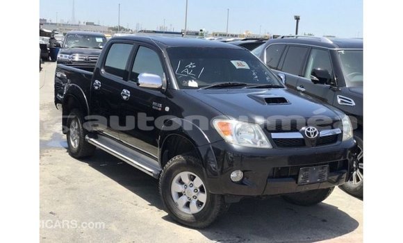Acheter Import Voiture Toyota Hilux Noir à Import - Dubai, Iles Acheter Import Voiture Toyota Hilux Noir à Import - Dubai, Iles