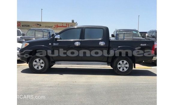 Acheter Import Voiture Toyota Hilux Noir à Import - Dubai, Iles Acheter Import Voiture Toyota Hilux Noir à Import - Dubai, Iles