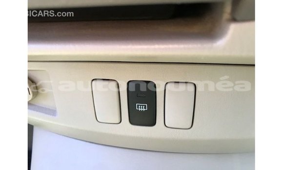 Acheter Import Voiture Toyota Hilux Noir à Import - Dubai, Iles Acheter Import Voiture Toyota Hilux Noir à Import - Dubai, Iles