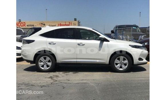 Acheter Import Voiture Toyota Harrier Blanc à Import - Dubai, Iles Acheter Import Voiture Toyota Harrier Blanc à Import - Dubai, Iles