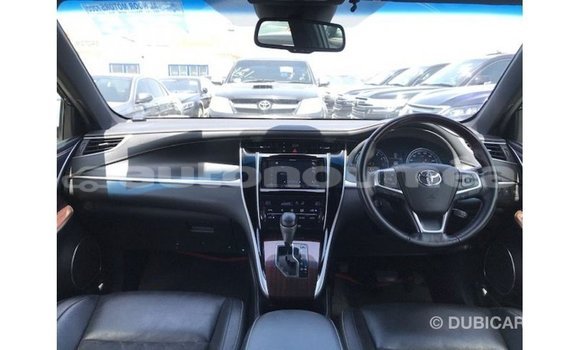Acheter Import Voiture Toyota Harrier Marron à Import - Dubai, Iles Acheter Import Voiture Toyota Harrier Marron à Import - Dubai, Iles