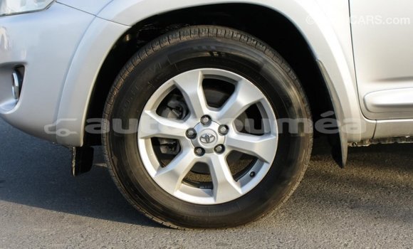 Acheter Import Voiture Toyota RAV4 Autre à Import - Dubai, Iles Acheter Import Voiture Toyota RAV4 Autre à Import - Dubai, Iles