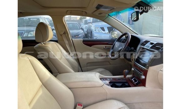 Acheter Import Voiture Lexus LS Autre à Import - Dubai, Iles Acheter Import Voiture Lexus LS Autre à Import - Dubai, Iles