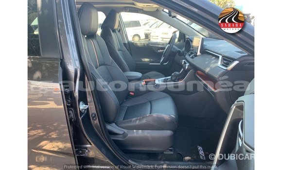 Acheter Import Utilitaire Toyota HiAce Autre à Import - Dubai, Iles Acheter Import Utilitaire Toyota HiAce Autre à Import - Dubai, Iles