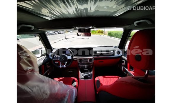 Acheter Import Voiture Mercedes-Benz 190 Blanc à Import - Dubai, Iles Acheter Import Voiture Mercedes-Benz 190 Blanc à Import - Dubai, Iles