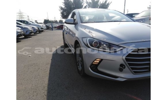Buy Import Hyundai Elantra Other Car in Import - Dubai in Iles Buy Import Hyundai Elantra Other Car in Import - Dubai in Iles