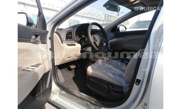 Buy Import Hyundai Elantra Other Car in Import - Dubai in Iles Buy Import Hyundai Elantra Other Car in Import - Dubai in Iles