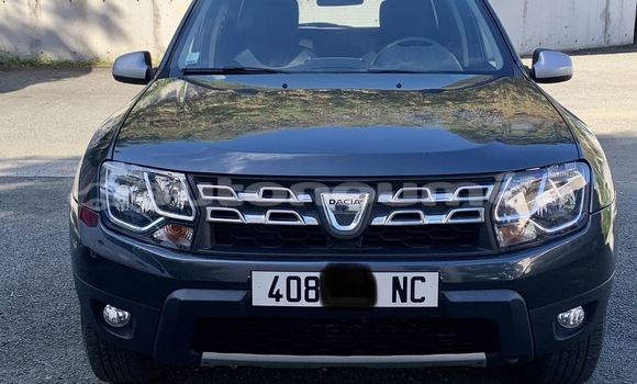 Medium with watermark dacia duster sud noumea 3775