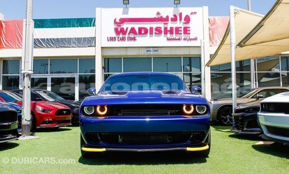 Acheter Import Voiture Dodge Challenger Bleu à Import - Dubai, Iles Acheter Import Voiture Dodge Challenger Bleu à Import - Dubai, Iles