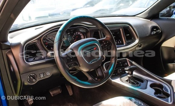 Acheter Import Voiture Dodge Challenger Bleu à Import - Dubai, Iles Acheter Import Voiture Dodge Challenger Bleu à Import - Dubai, Iles