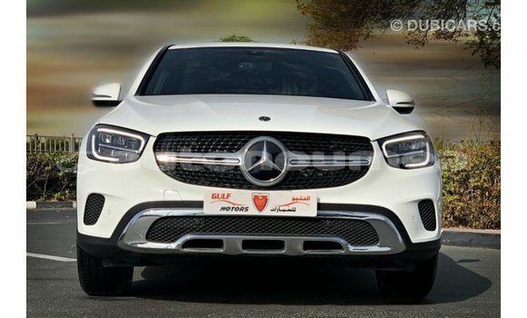 Buy Import Mercedes-Benz GLC White Car in Import - Dubai in Iles Buy Import Mercedes-Benz GLC White Car in Import - Dubai in Iles