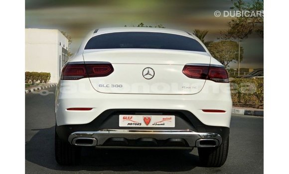 Buy Import Mercedes-Benz GLC White Car in Import - Dubai in Iles Buy Import Mercedes-Benz GLC White Car in Import - Dubai in Iles